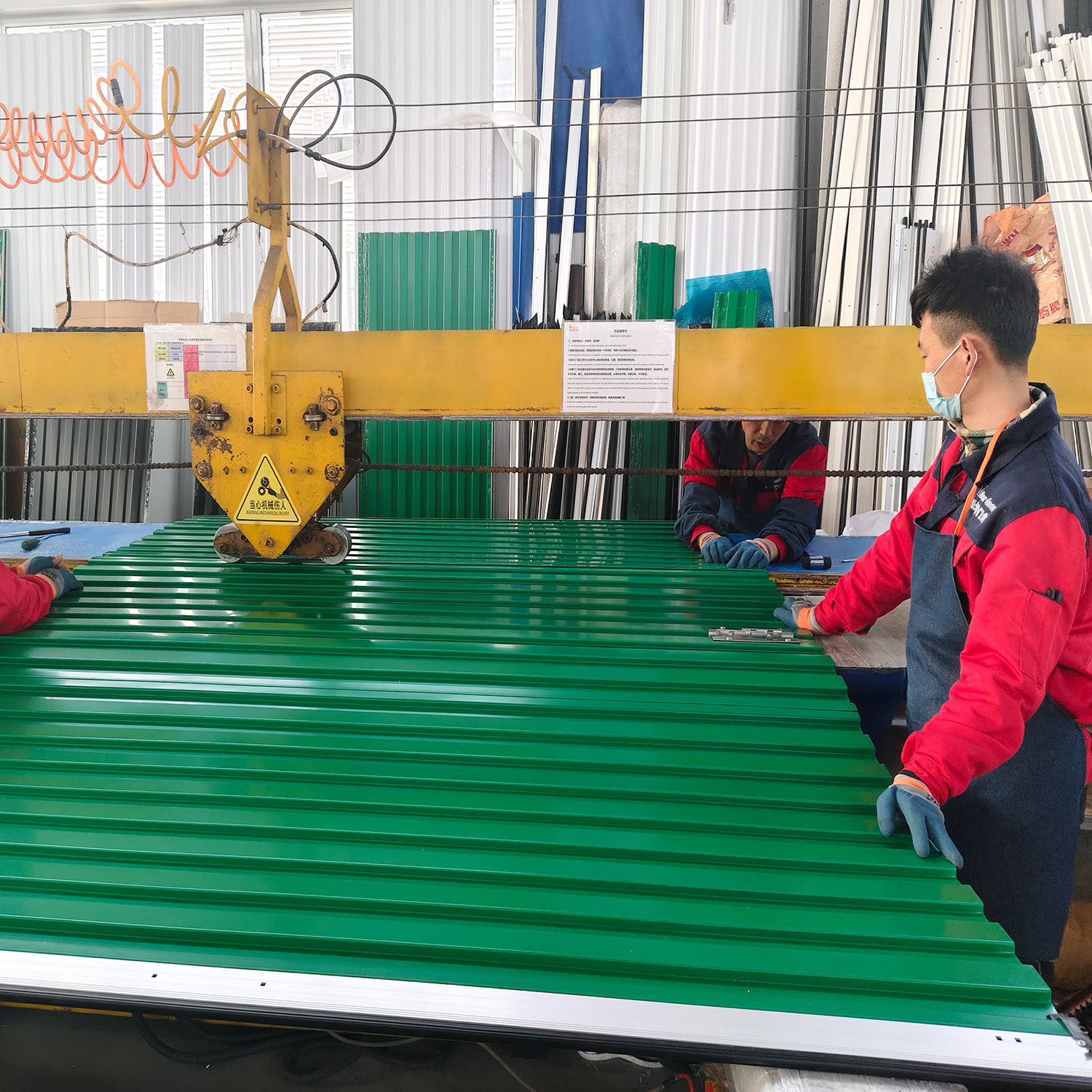 Integrated Manufacturing Strength from a Professional Roll Up Door Supplier