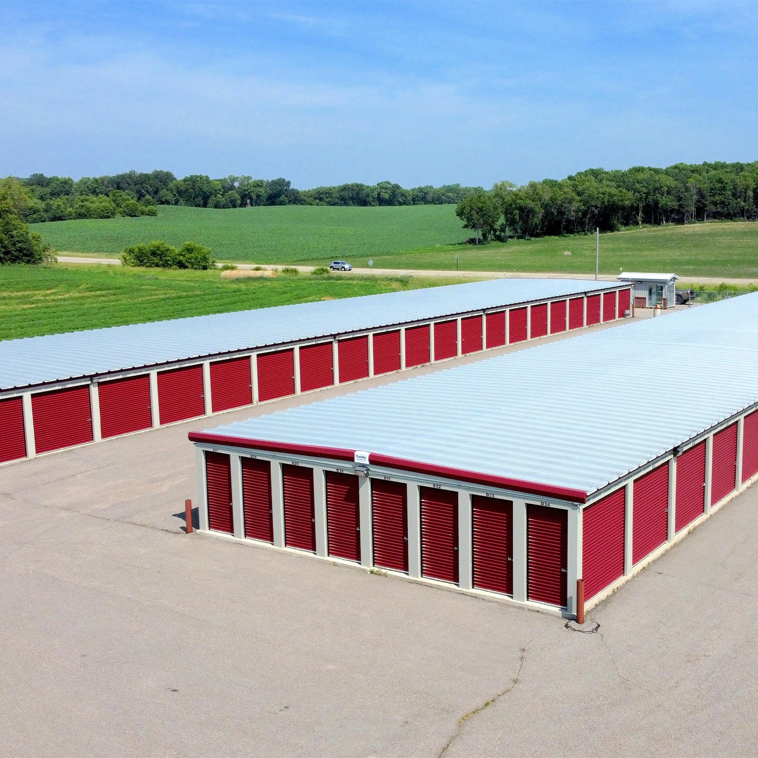 Space-Saving Modular Outdoor Storage Designed for Fast, Phased Expansion