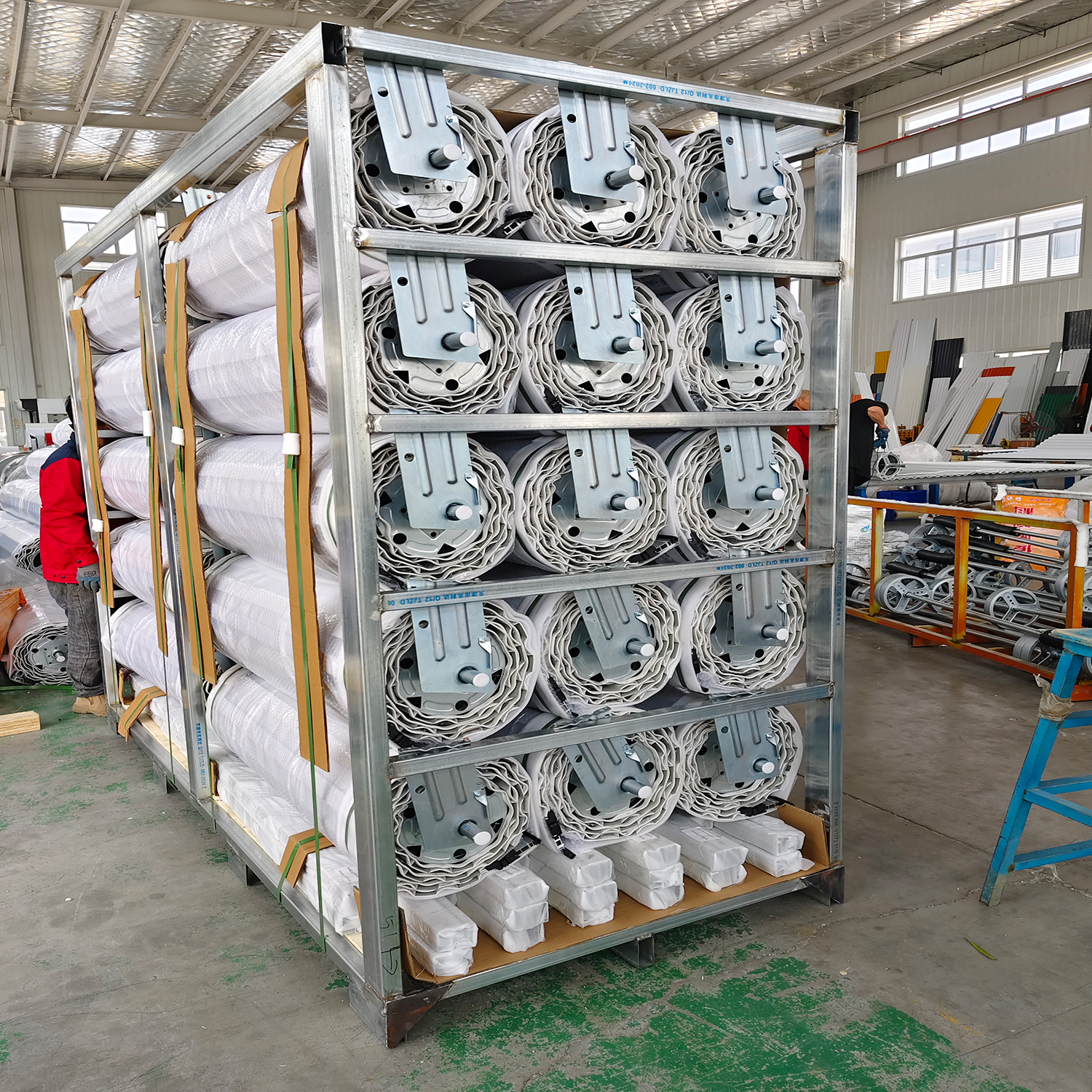 Integrated Manufacturer and Roller Shutter Supplier with 20 Years of Experience