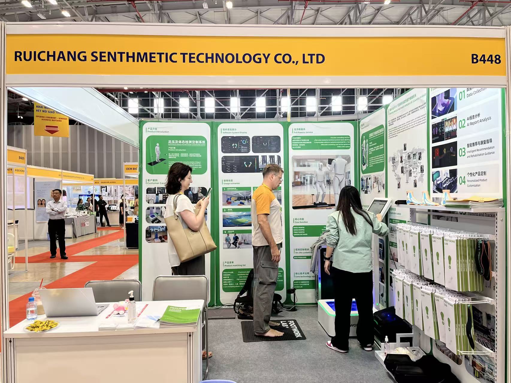 FOOTWORK LAB Debuts at 2025 Vietnam Medical Exhibition, Foot Health Solutions Gain Global Client Recognition