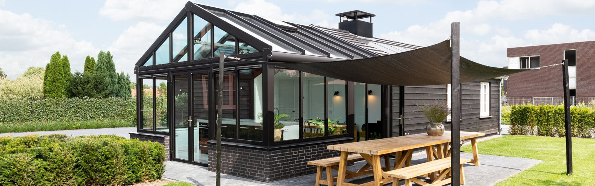 Aluminum Sunrooms & Patio Enclosures | professional Aluminum Windows manufacturer |