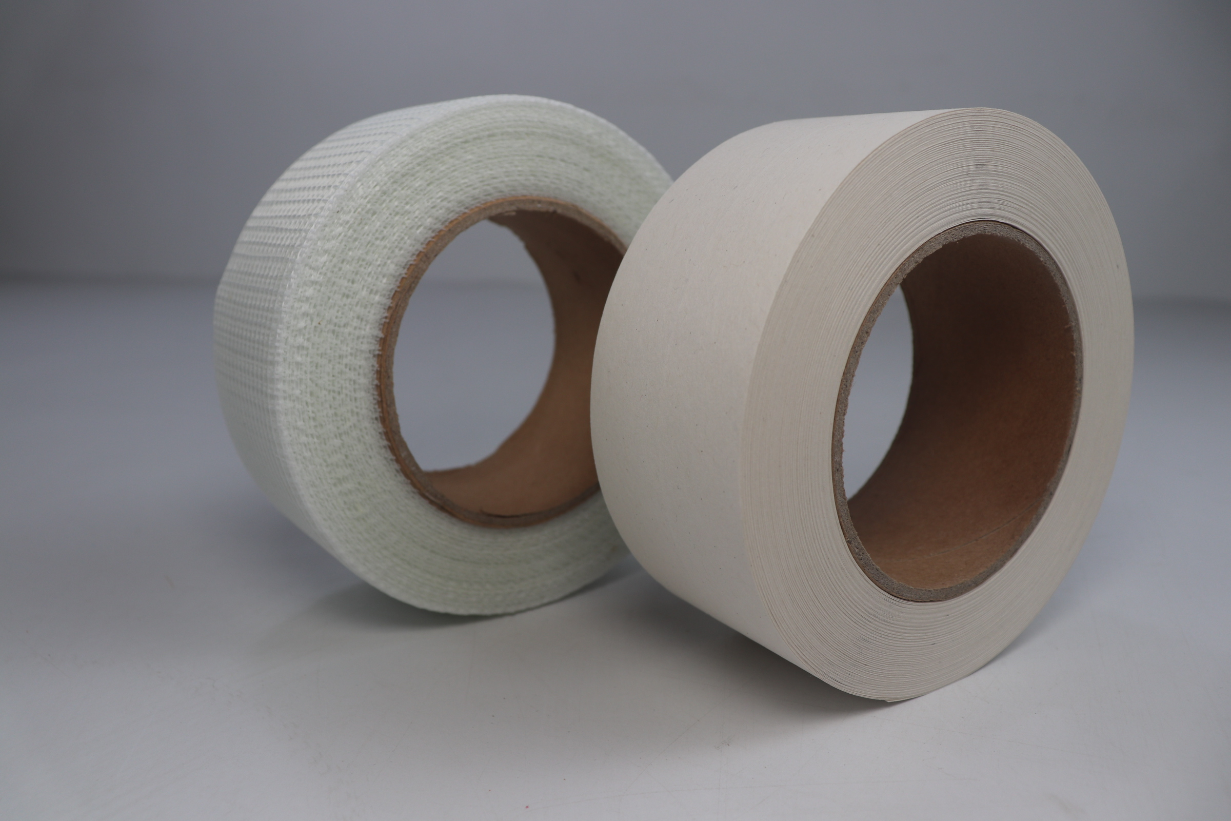What mesh weight meets European ETAG EIFS requirements?