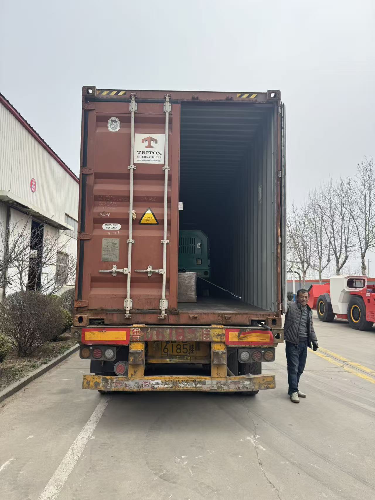 Tuoxing TC-100p Underground Loader Shipped to Peru (2).jpg