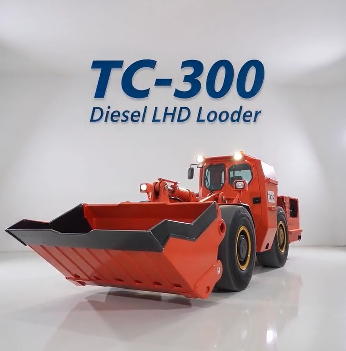 Tuoxing TC-300: The 18-Ton Scooptram Built for Stability-First Loading