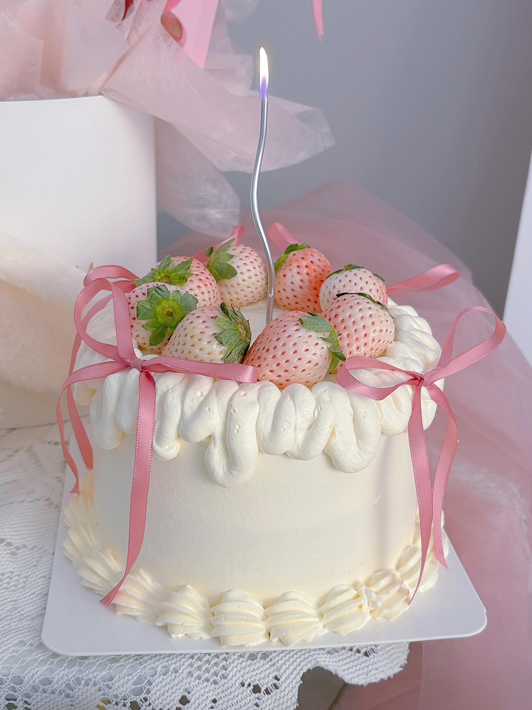 What Size Rectangle Cake Board Do You Need for Your Cakes?