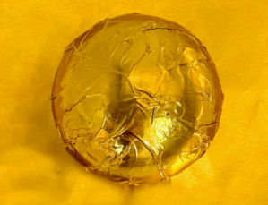 What Trends in Chocolate Wrappers Are Captivating Consumers?