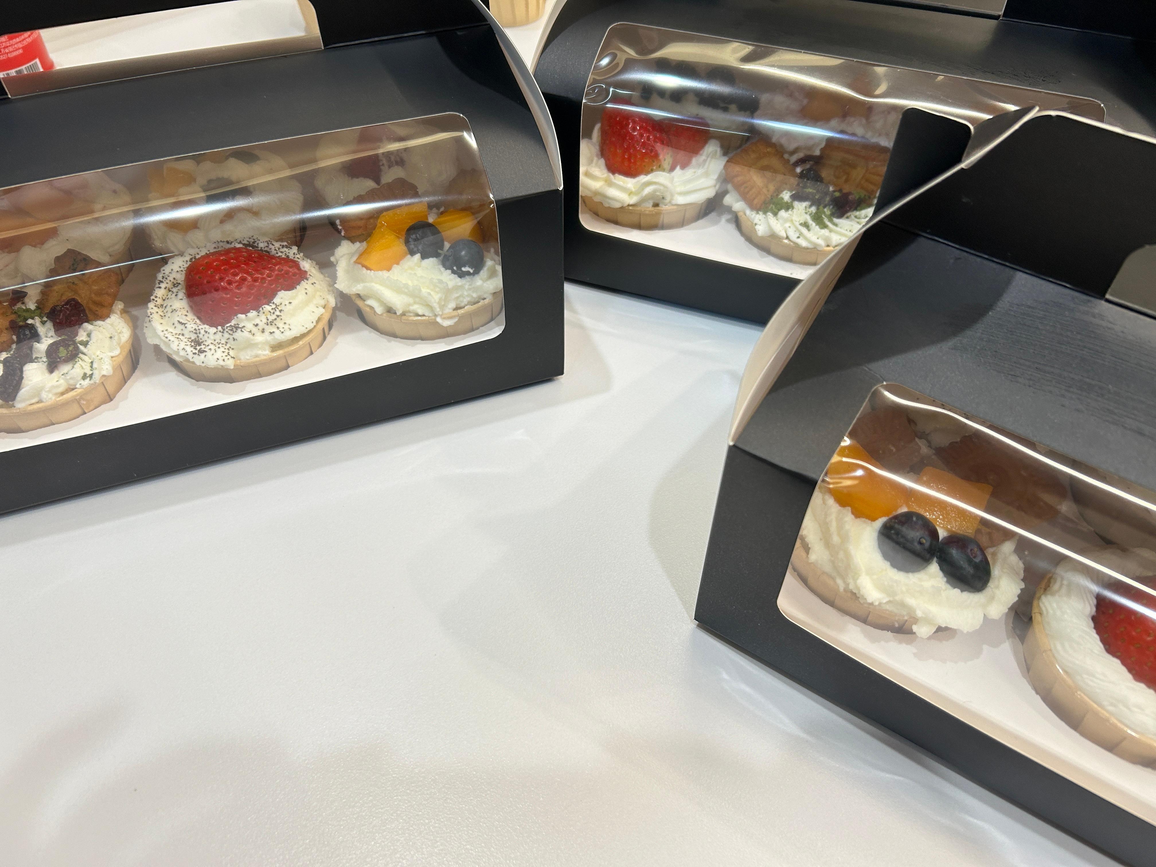 What Are the Top Trends in Custom Cupcake Box Designs for 2023?