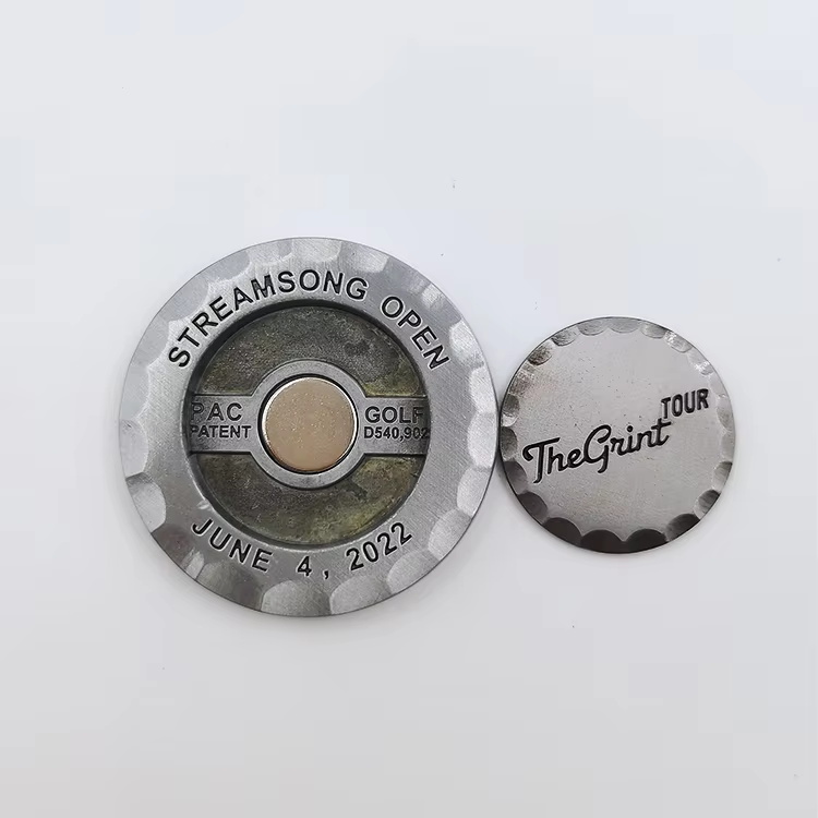 What Are the Advantages of Embossed Poker Chips?