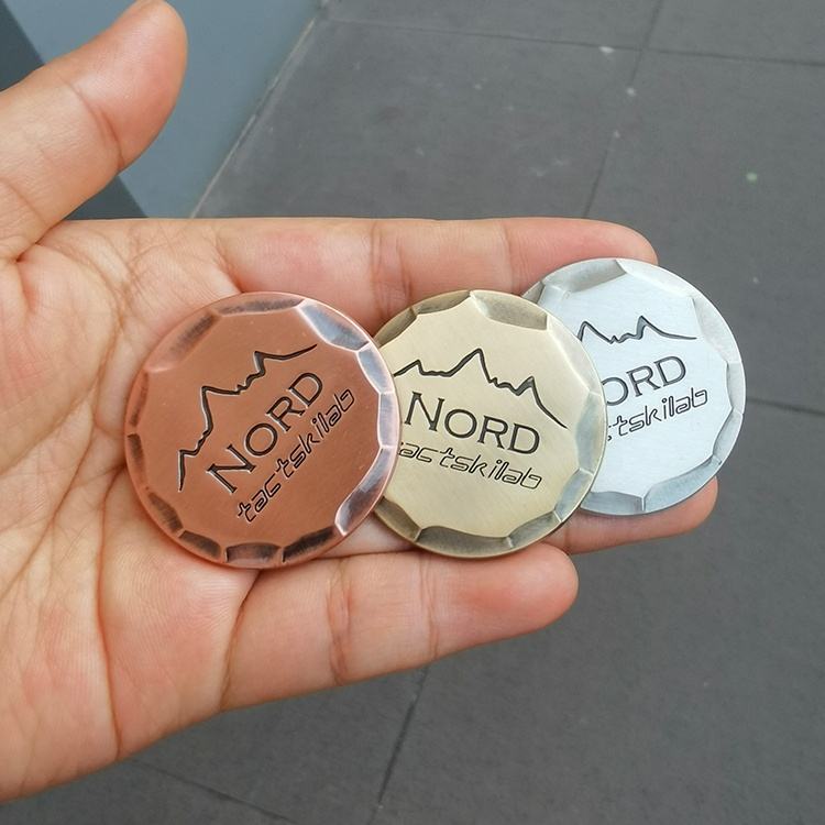 product custom logo forged golf marker 40mm brass metal handmade hammered edge copper golf ball markers-0