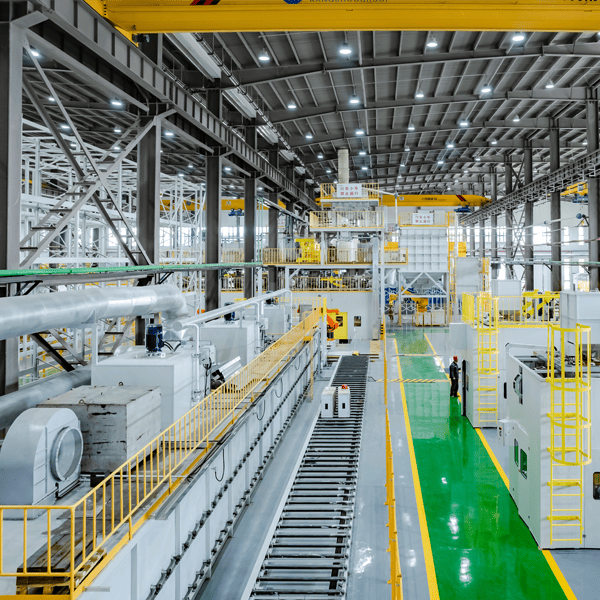 Linha de Produção Automática Avançada de Moldagem por Núcleo Quente e Frio