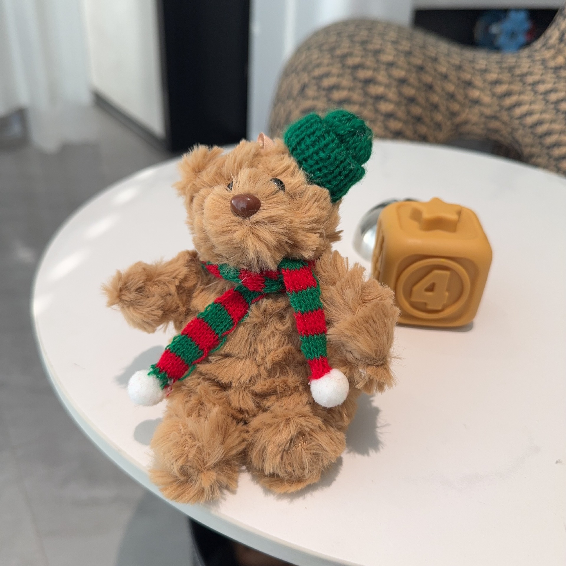 Quali sono le ultime tendenze nei portachiavi in peluche a forma di animale per gli acquirenti all’ingrosso?