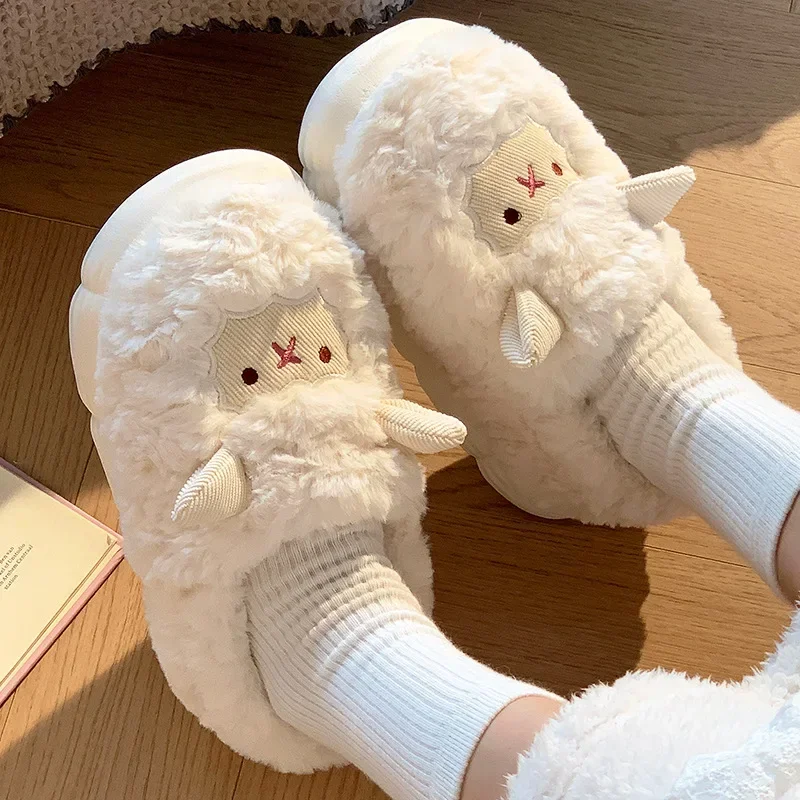 Common Issues and Solutions When Sourcing Plush Animal Slippers