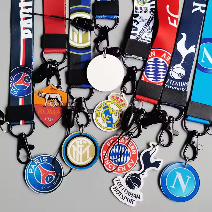 Why Are Custom Lanyard Designs Becoming More Popular at Business Events