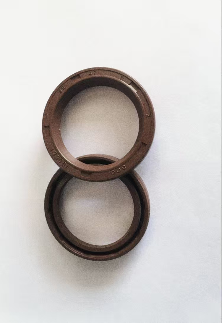 Hydrauliikkaisen murtopuristimen ydinparametrit: käyttöpaine, iskutaajuus ja kirkkaimen koko