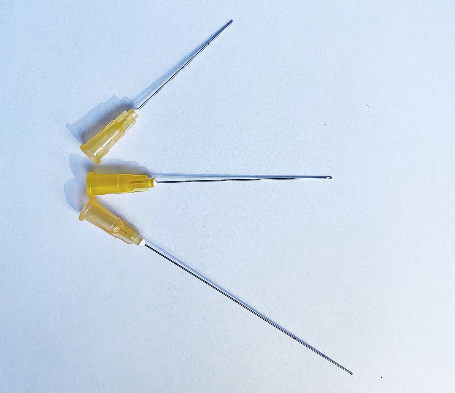 Wegwerpbare injectienaald met stompe punt van 20G uit China voor het injecteren van vulstoffen