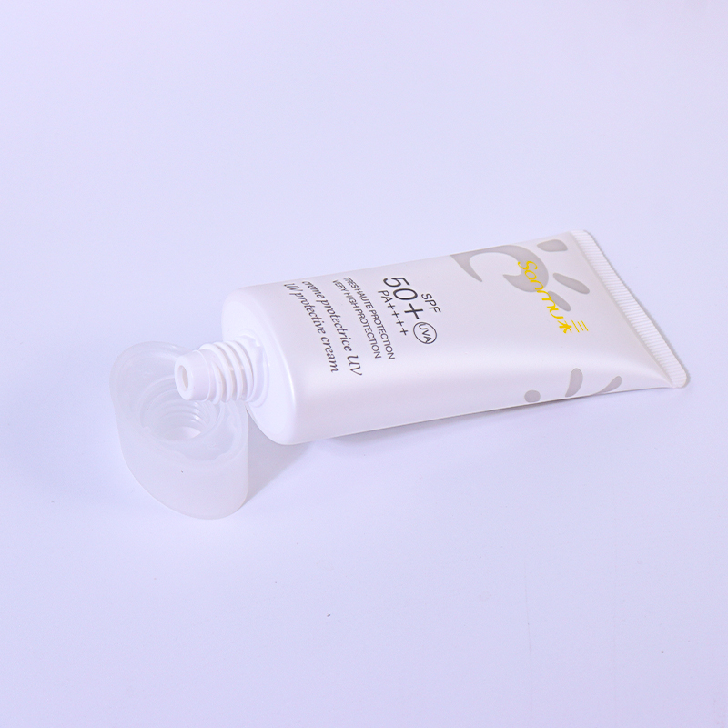 50ml Pure White Minimalist Sunscreen Tube manufacture