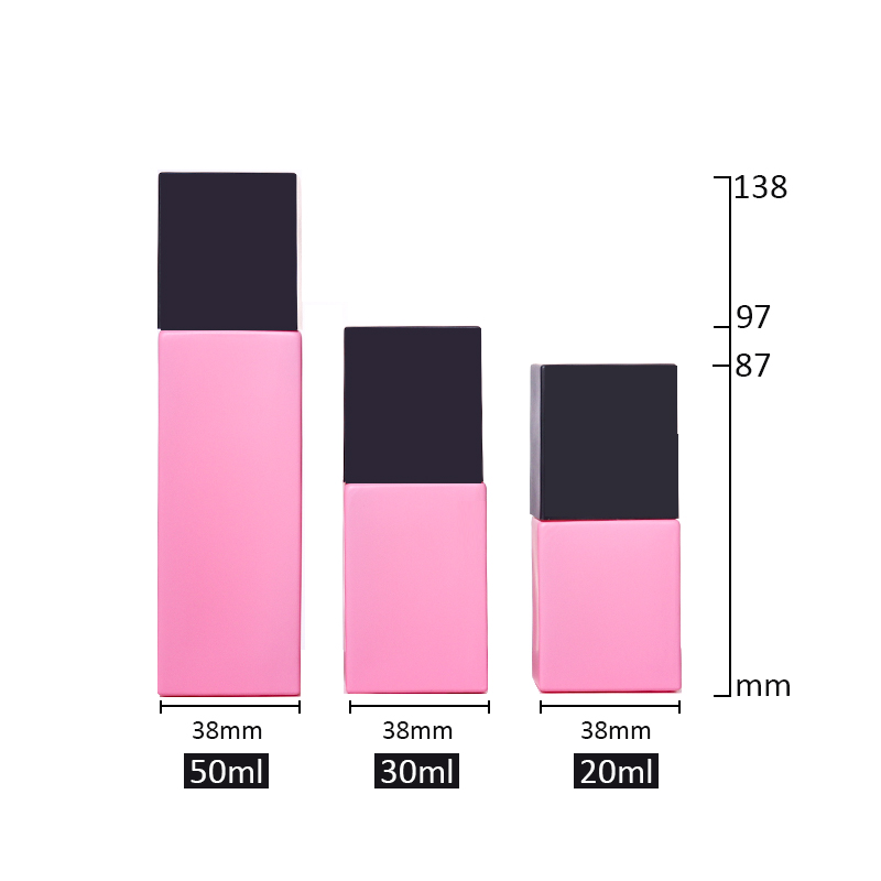 The lotion bottles, spray bottles in 50ML, 30ML, 20ML details