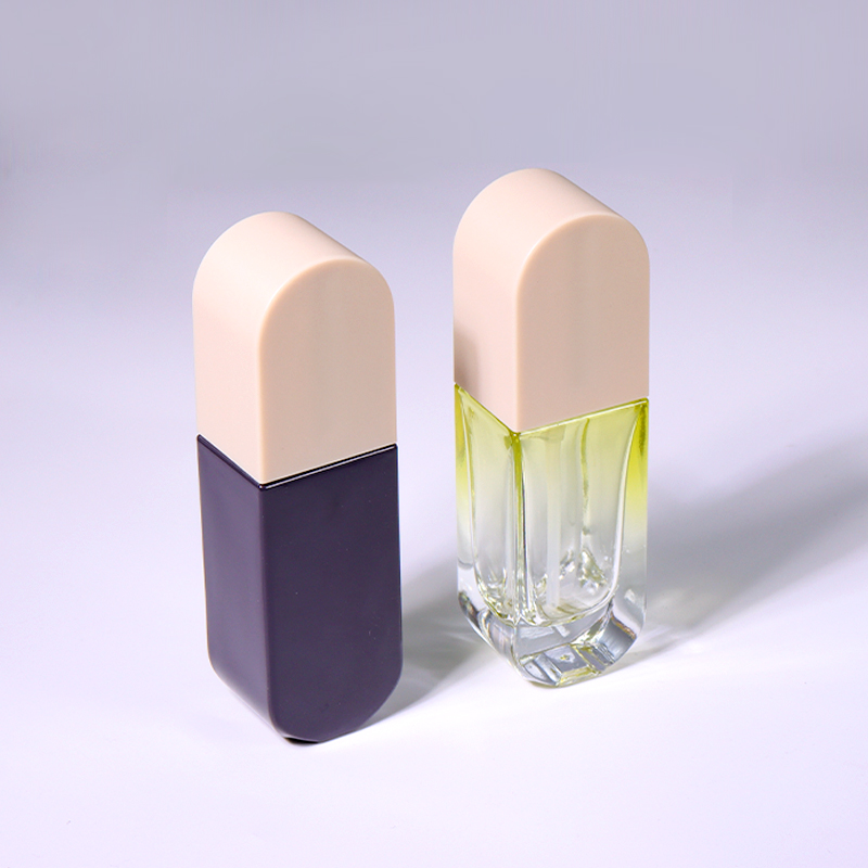 30ml Exquisite Beauty Bottle with Contrasting - Color Cap