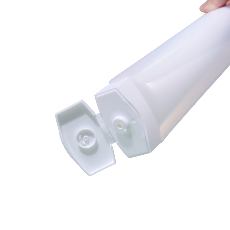 120ml Simple White Skincare Bottle, Flip - Top Cap Craft Shows Pure Charm supplier