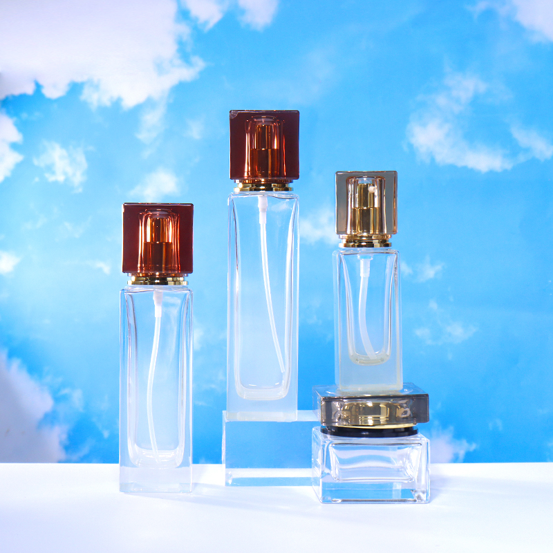 120ML,100ML,35ML, 50G   emulsion bottles, spray bottles, cream jars 。