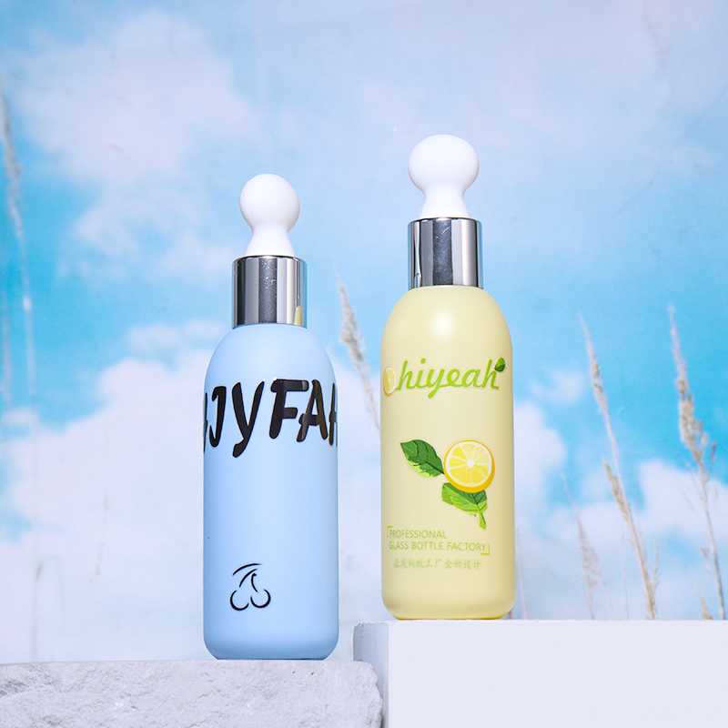 The 40ml essence bottle features a dropper design for precise dispensing