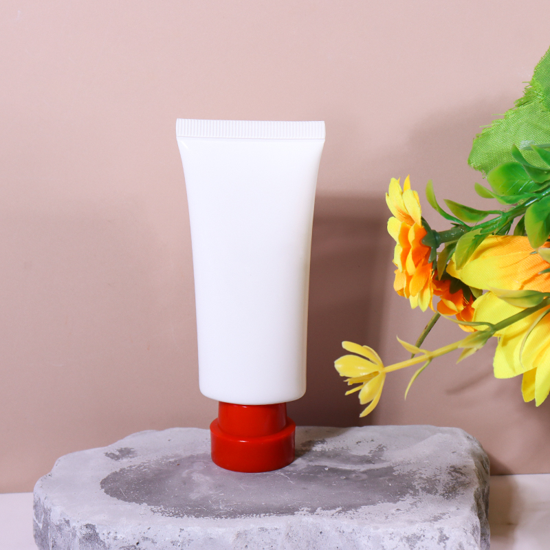 30ml Simple White Skincare Hose, Red Cap Adds Vitality and Charm