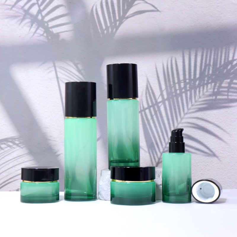 120ML,100ML,40ML, 50G,30G  emulsion bottles, spray bottles, cream jars 。