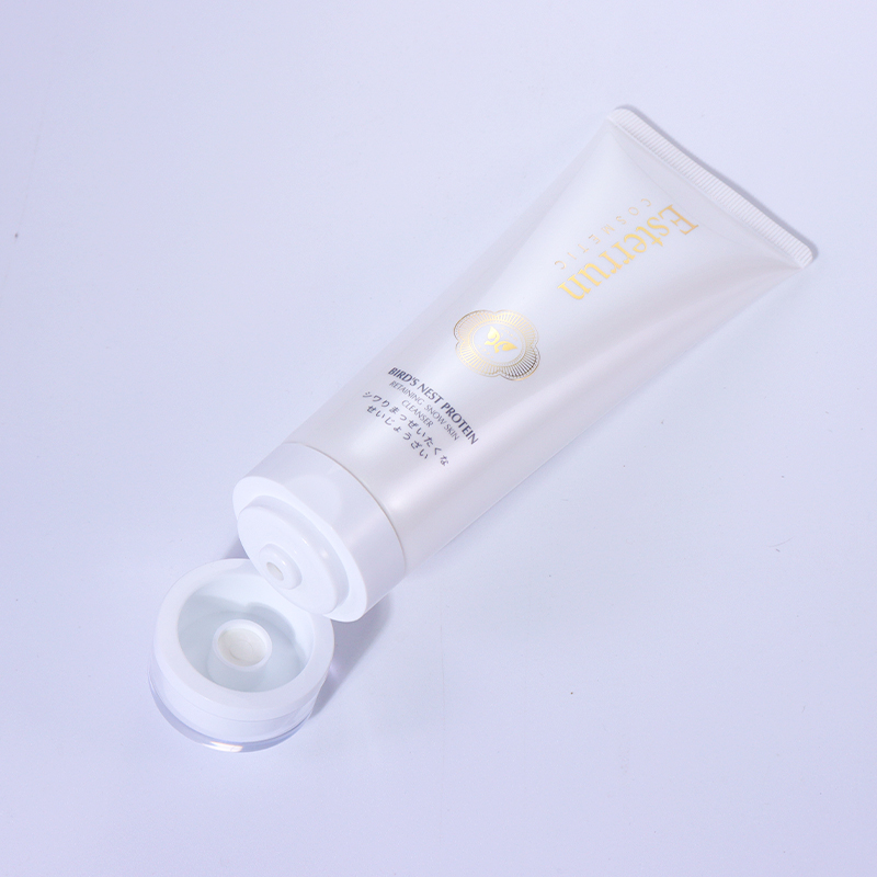 100ml Pure White High-End Beauty Hose with Flip-Top Cap Design details