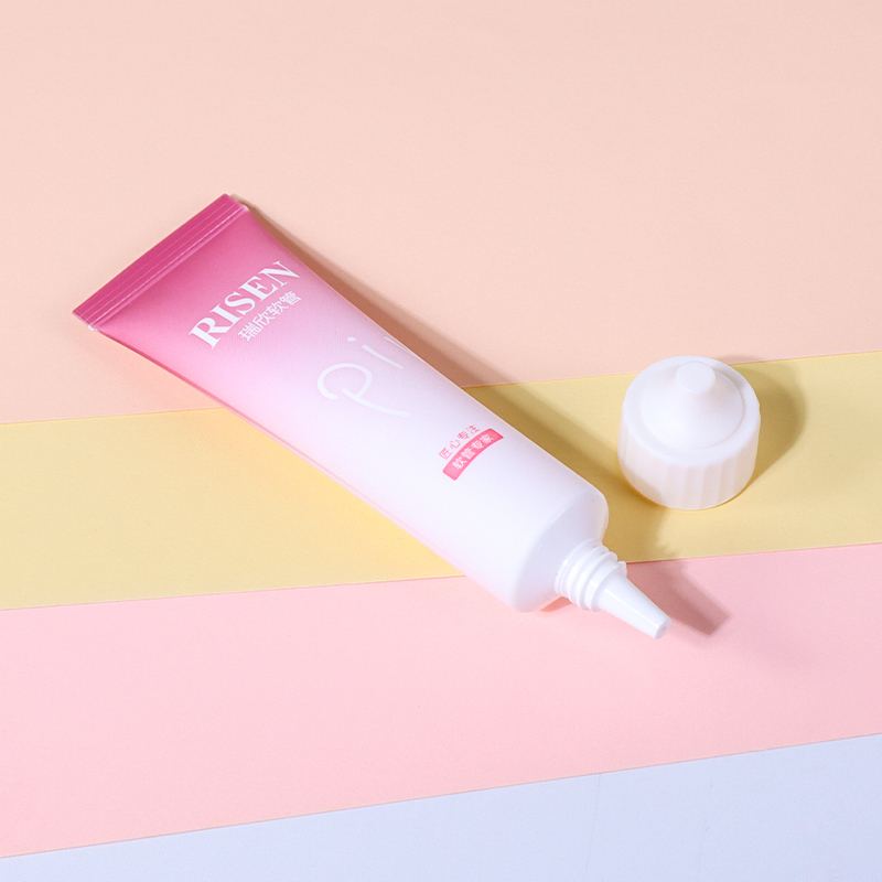 30ml Hose Packaging with Pink - White Gradient, Opening a Romantic New Experience in Beauty factory