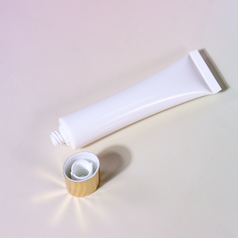 30ml Skincare Hose with Gold Cap and White Body, Exquisite Craftsmanship Unfolds Luxurious Charm manufacture