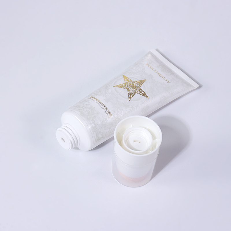 100ml Pure White Beauty Hose, Sponge Head Design Shows Ingenious Texture manufacture