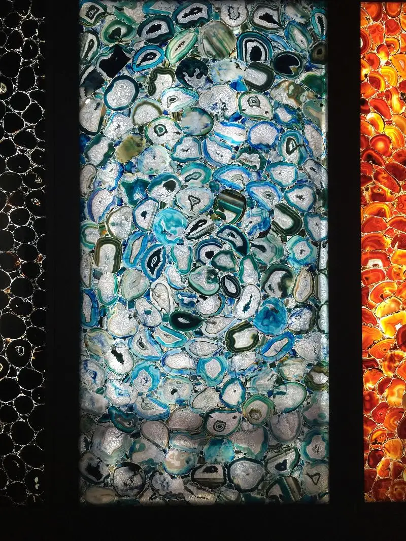 What makes blue agate countertops stand out from ordinary stone surfaces?