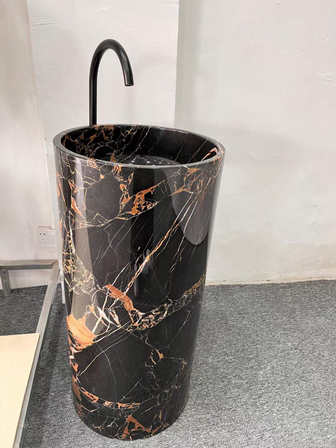 Customized Portoro Black Marble Pedestal Sinks Bathroom Corner Washing Sinks manufacture