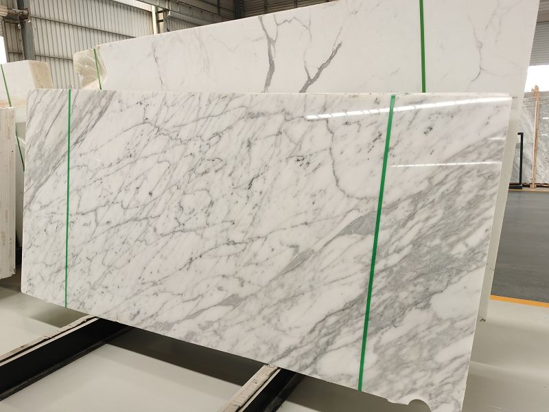 Carrara marble details