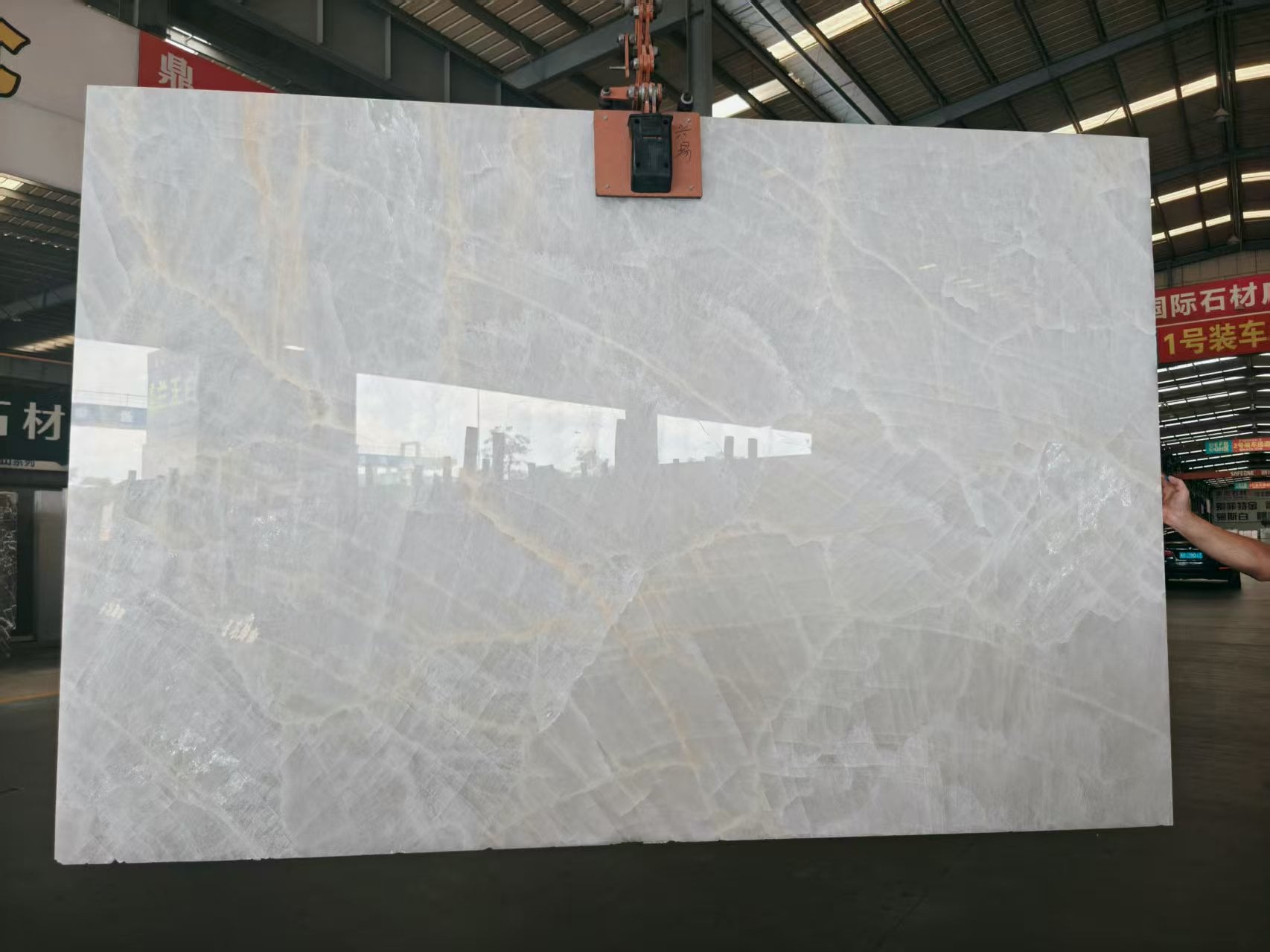 White Ice Jade Marble Slabs (4).jpg