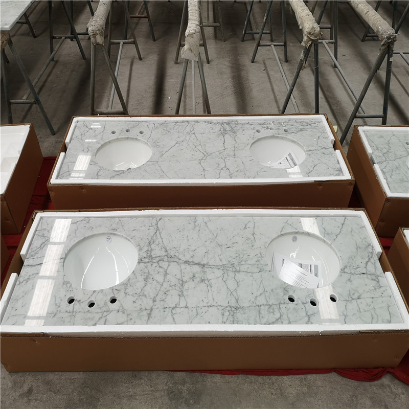 Quel profil de chant convient le mieux aux plans de lavabo en marbre de Carrare pour les salles de bains haut de gamme ?
