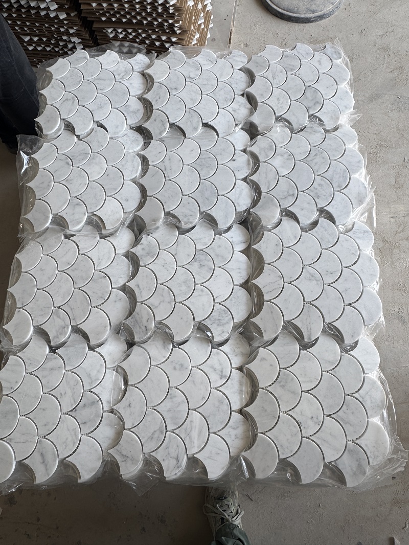 Carrara White Marble Fan Shape Mosaic factory