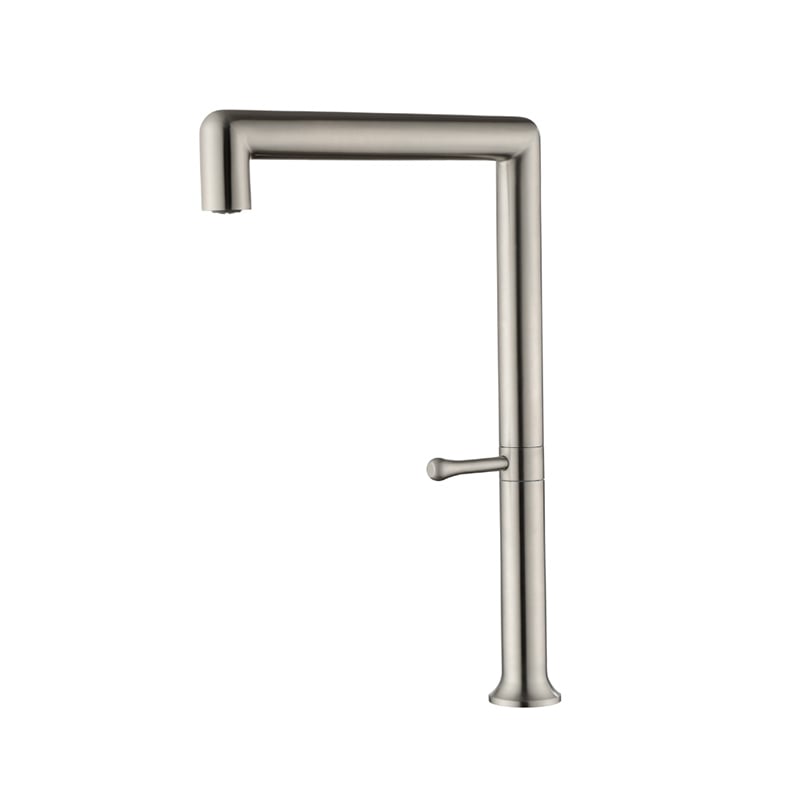 1LX210205 Pull Down Sprayer Brass Kitchen Faucet Single Handle with 360 Rotation and Flexible Design Chrome