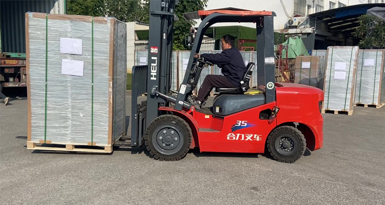 Hamburger Trays Shipped On Time to Chile