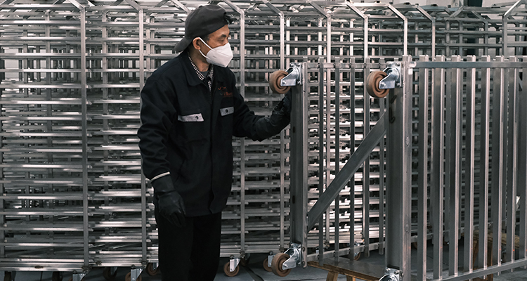 Custom Heavy-Duty Oven Racks for Bakery Production