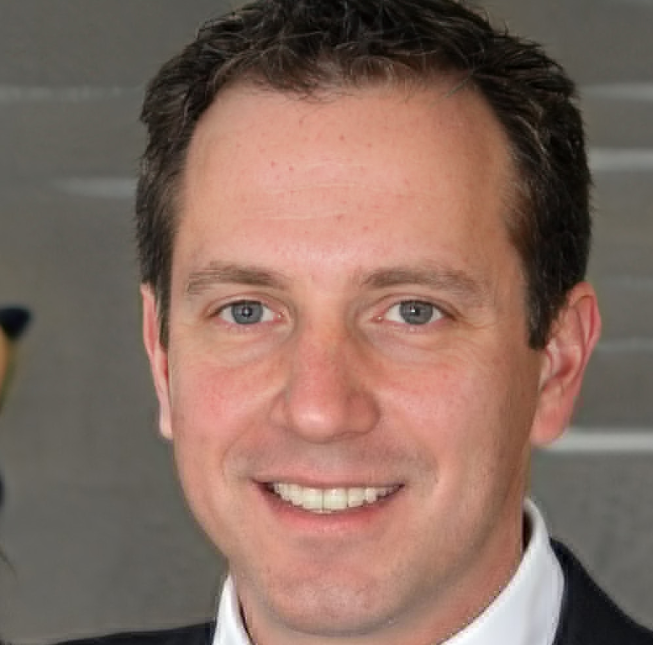 Alberto M.
