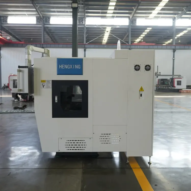 Automatizare și opțiuni de încărcare pentru strunguri CNC cu două axe