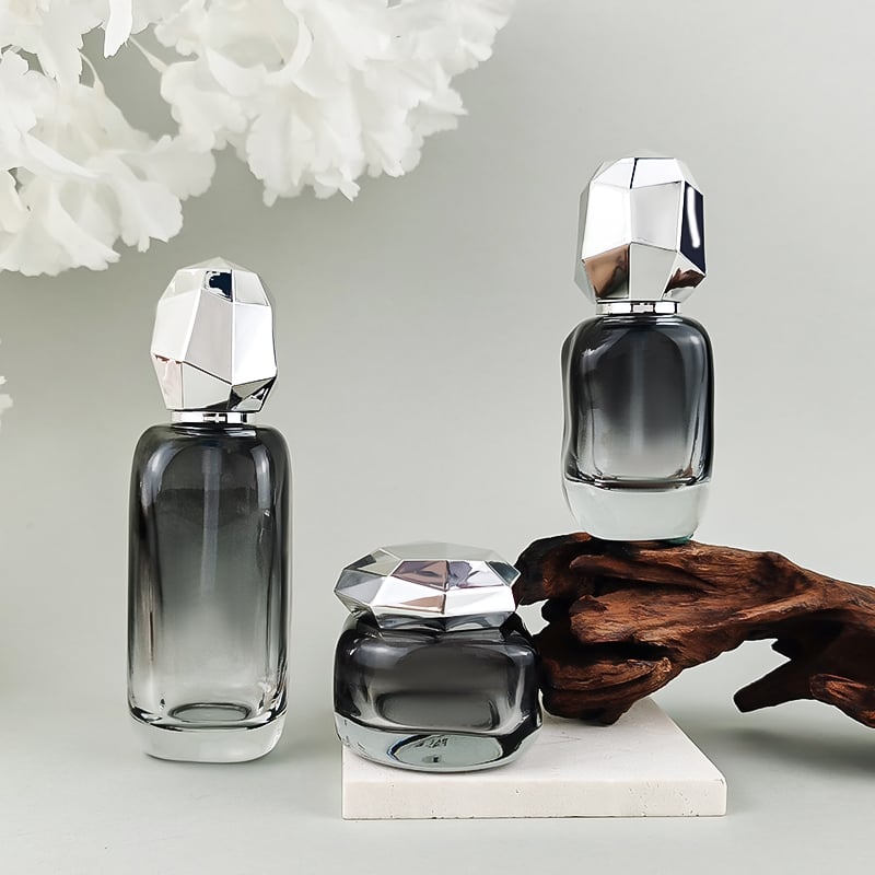 Irregular Gradient Black Cosmetic Glass Set with Silvery Cap HY-2448