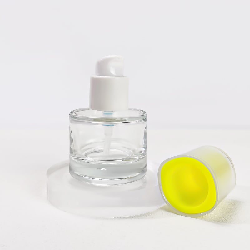 Cosmetic Glass Packaging 30ml Transparent Round Glass Pump Bottle for Foundation and Lotion