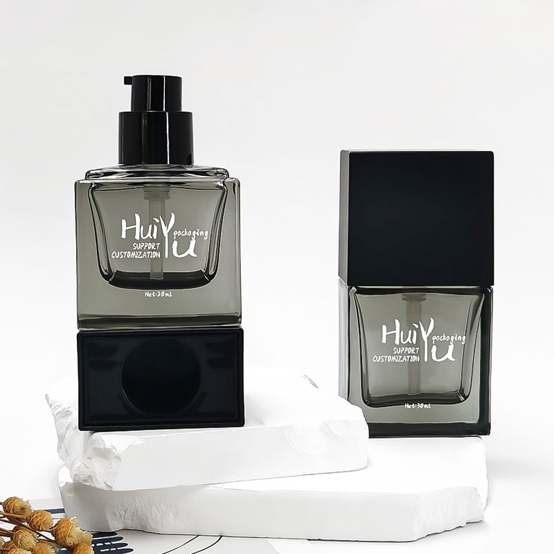 Custom Logo 20ml 30ml 50ml Makeup Refillable Leak-proof Square Glass Foundation Bottle with Pump