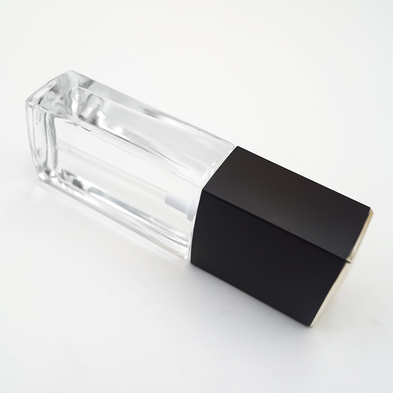 Custom Made Factory Sold Liquid Foundation Bottle Foundation Bottle with Pump Black Square Glass Foundation Bottle