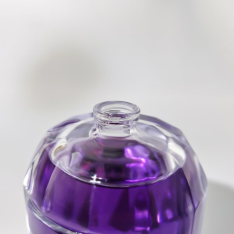 Luxury niyebe magandang disenyo makapal na ibabaw malinaw na batis na spray perfume bottle 100 ml HY-S012