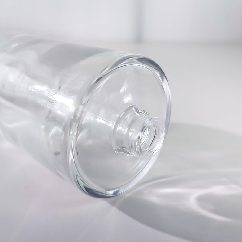 Wholesale HY-S007 Luxury Heavy Base Cylinder Glass Perfume Bottle Custom Logo