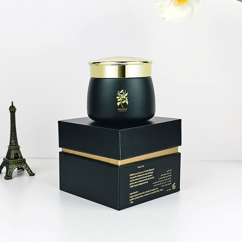 What Makes a Cosmetic Glass Jar Compatible with Retinol Formulas