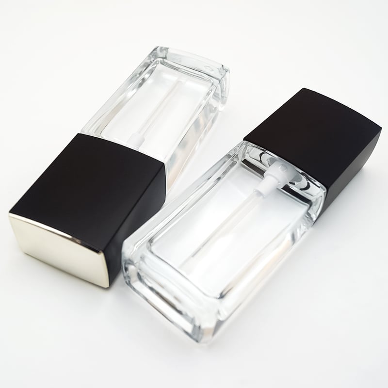 Custom Made Factory Sold Liquid Foundation Bottle Foundation Bottle with Pump Black Square Glass Foundation Bottle